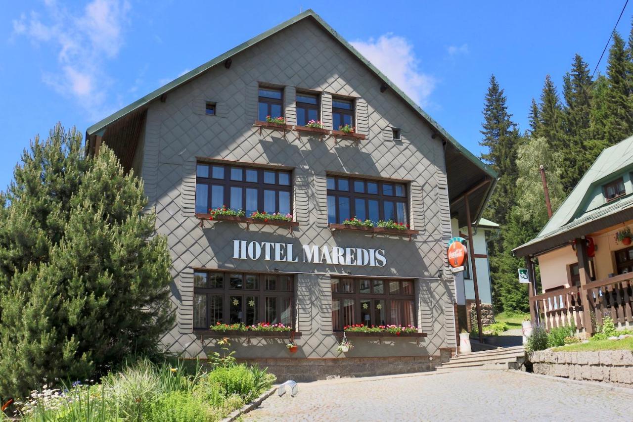 Hotel Maredis Korenov Luaran gambar