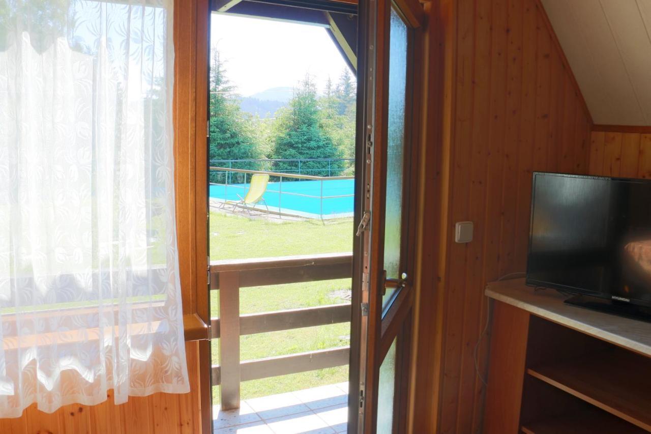 Hotel Maredis Korenov Luaran gambar