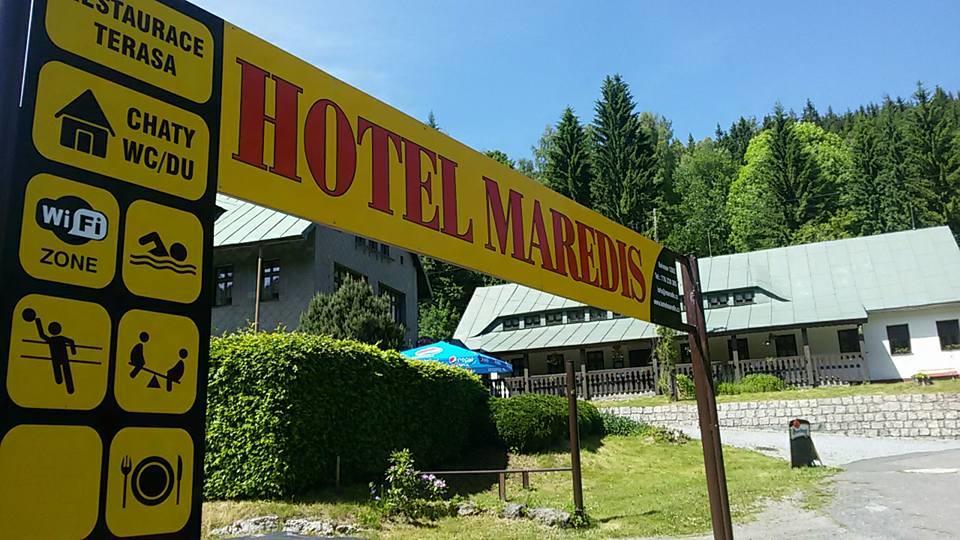 Hotel Maredis Korenov Luaran gambar