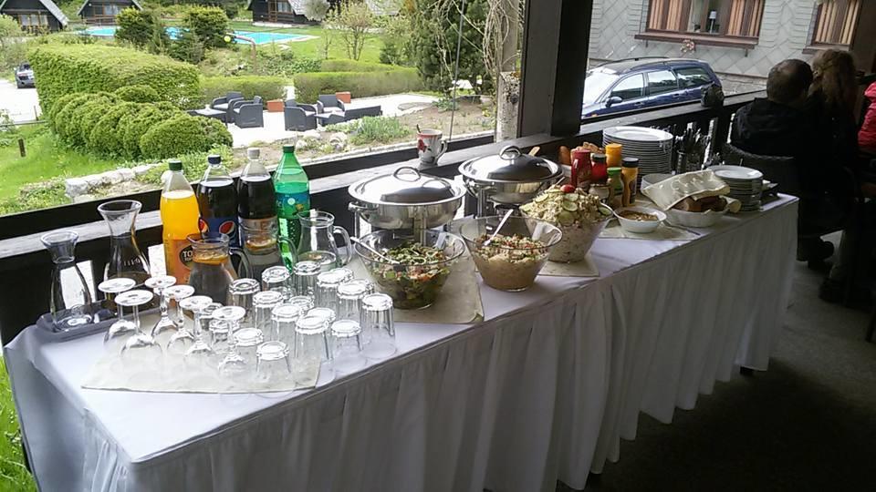 Hotel Maredis Korenov Luaran gambar